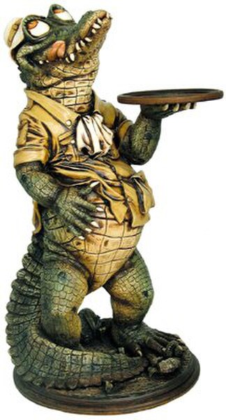 Crocodile Butler Statue - With tray to hold drinks - Painted in Detail